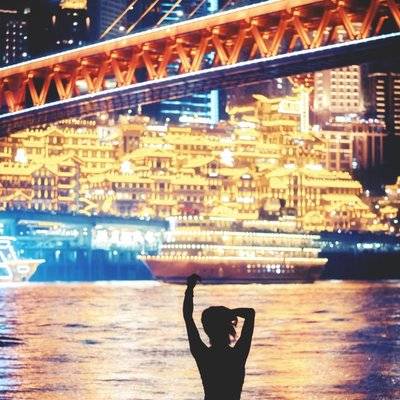 夜景模特
