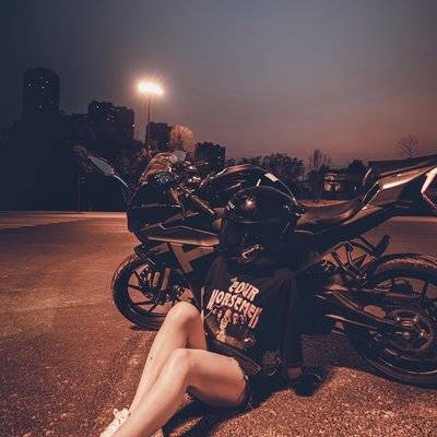 夜景模特
