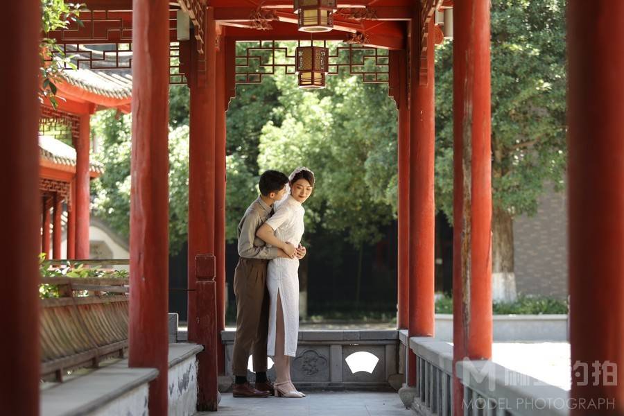 情侣模特