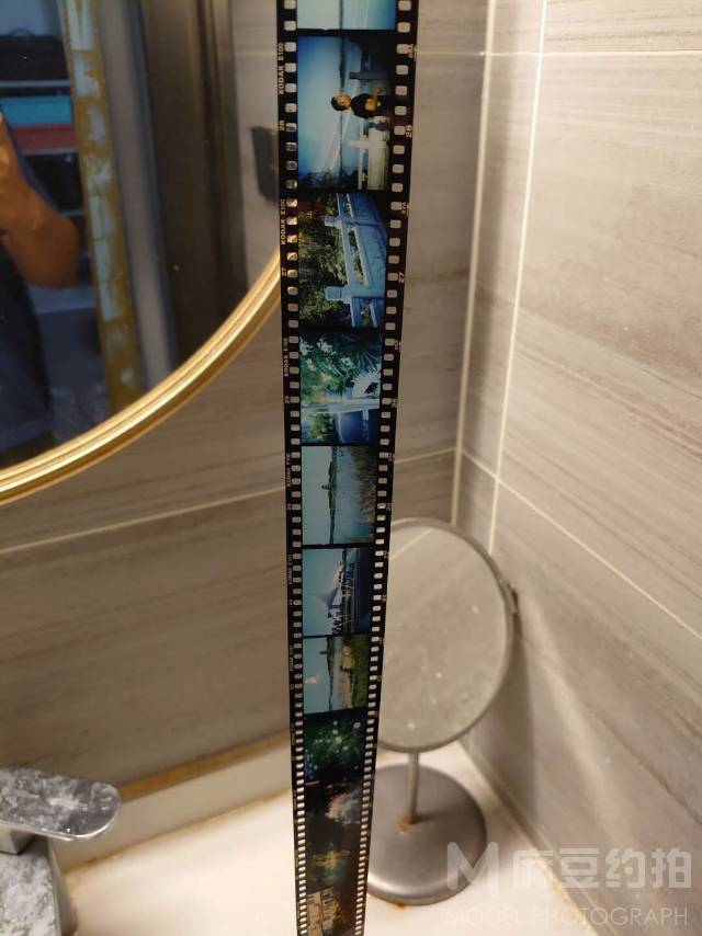 胶片模特