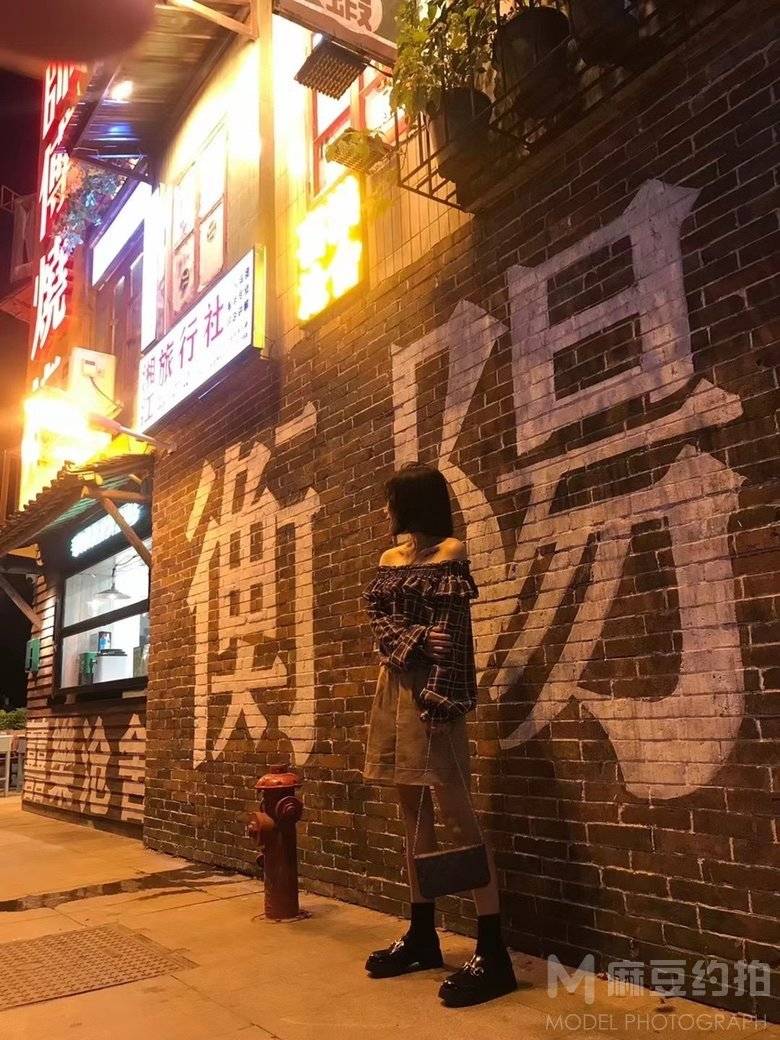 黑白模特