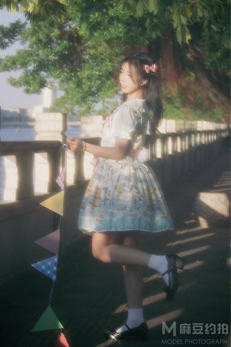 清新模特