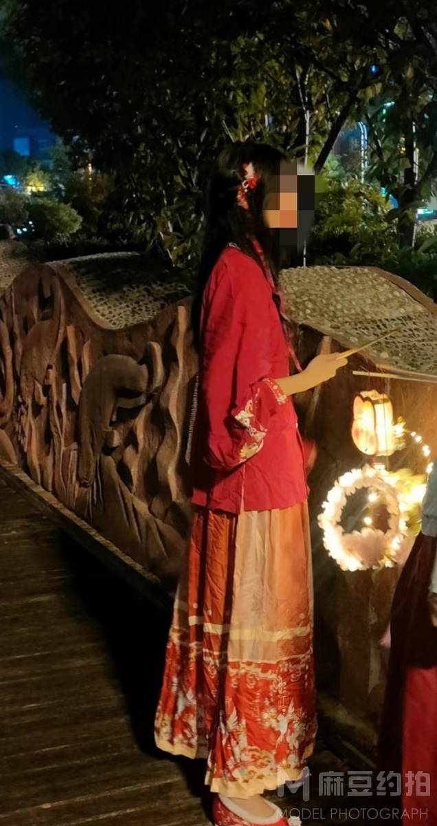 清新模特