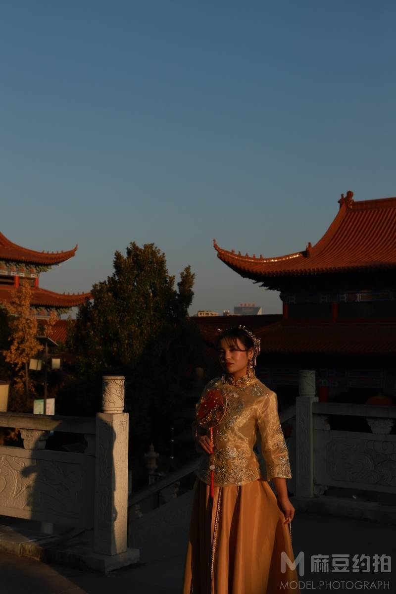 妆容模特