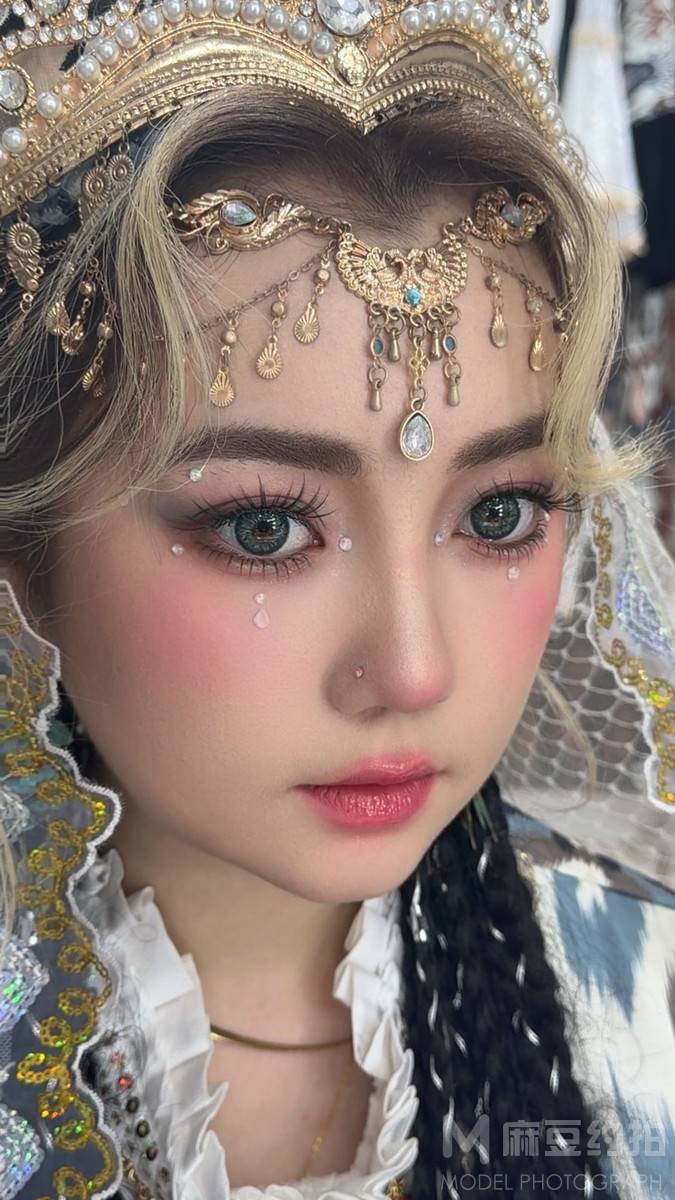 妆容模特