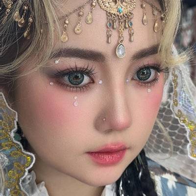 妆容模特