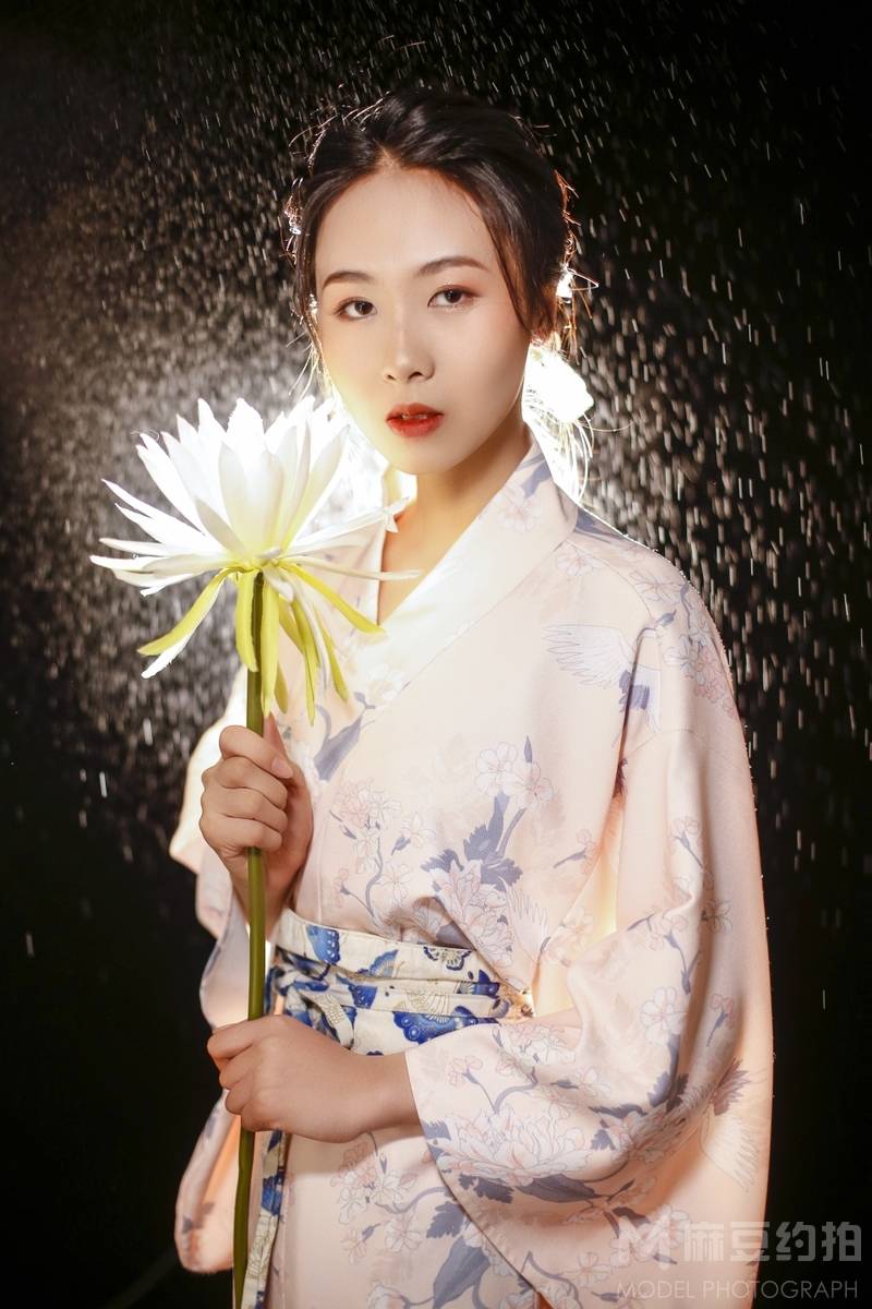 纪实模特