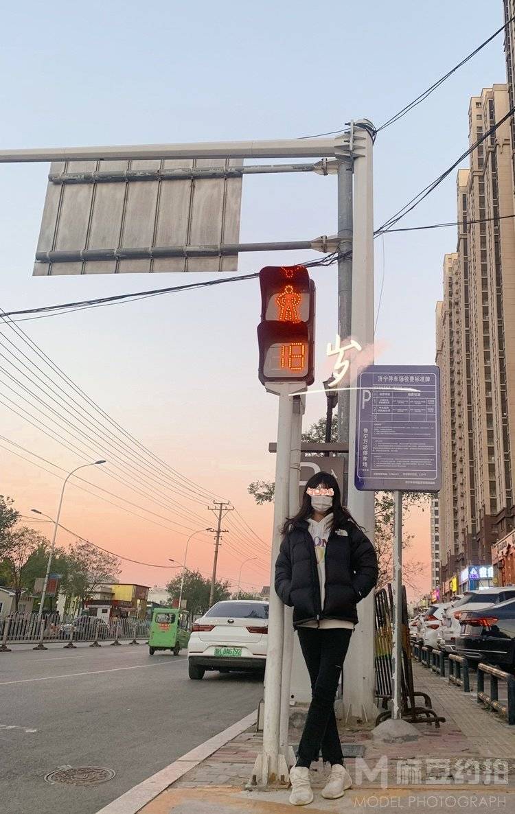 校园模特