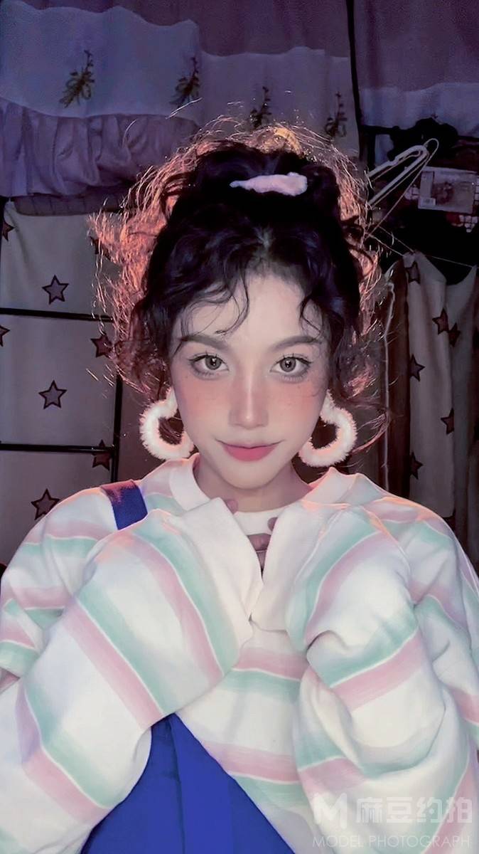 清新模特