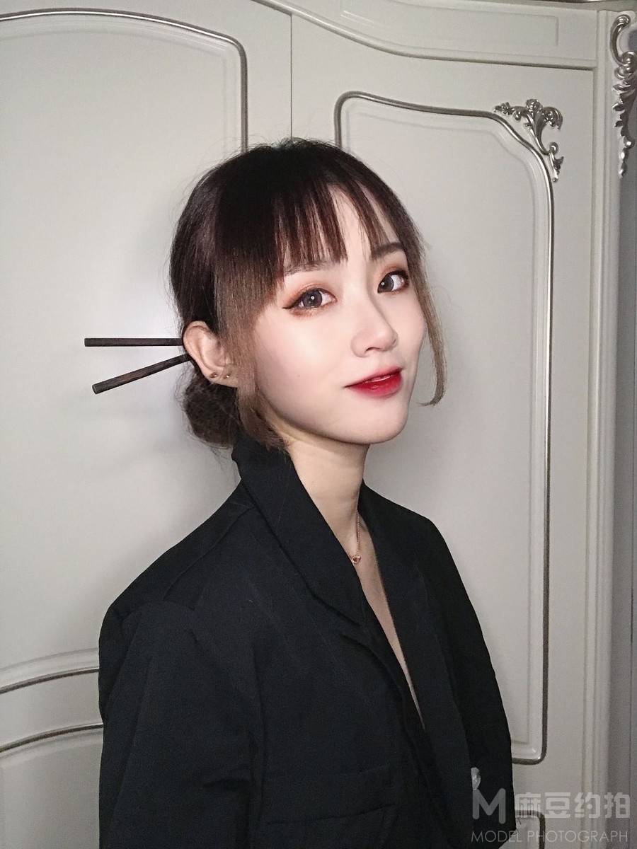 暗黑模特