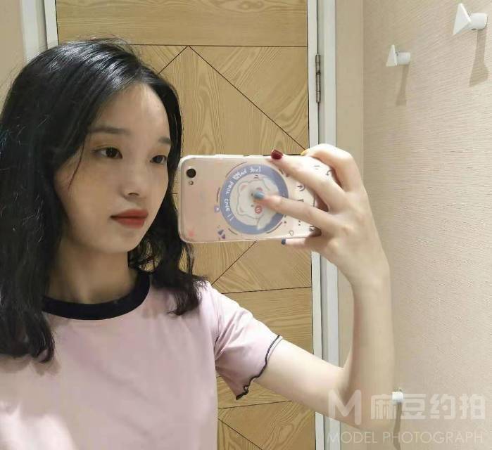 民国模特