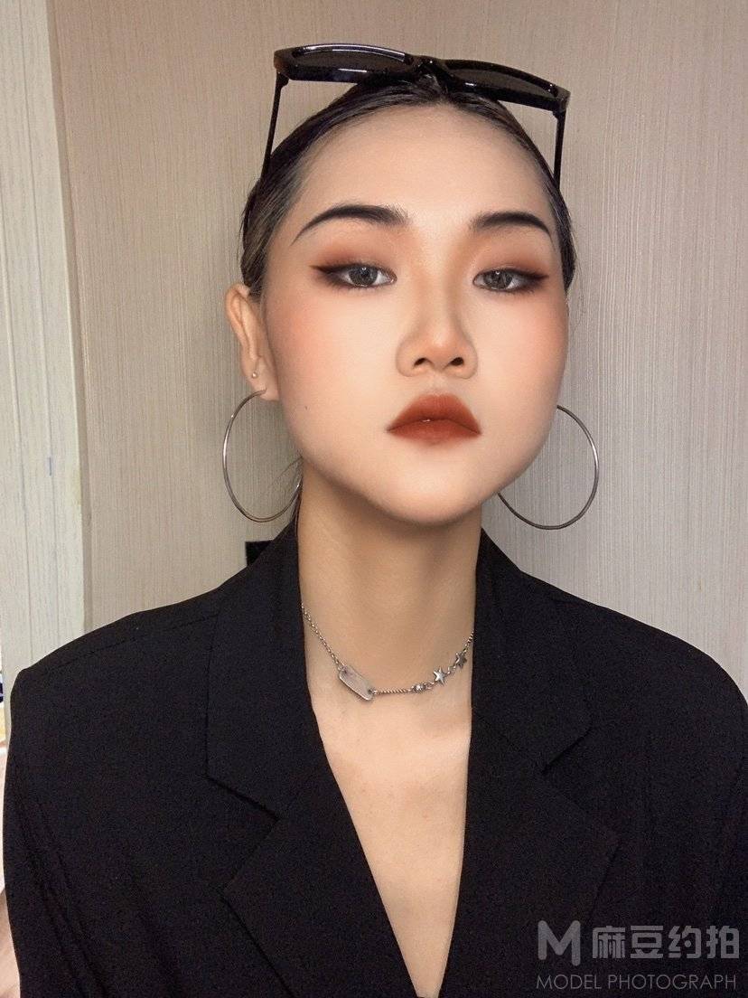 暗黑模特