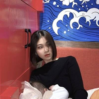 黑白模特