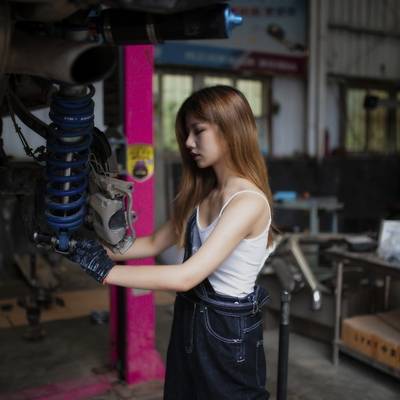 情绪模特