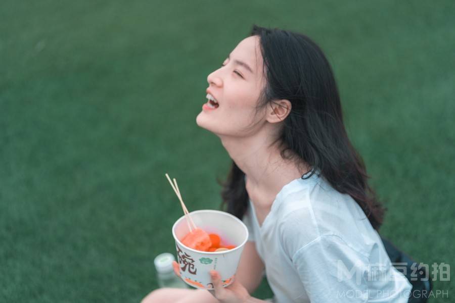 清新模特