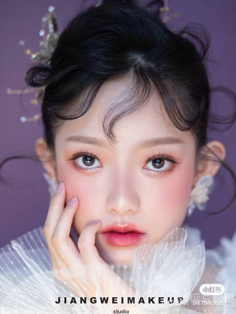妆容模特