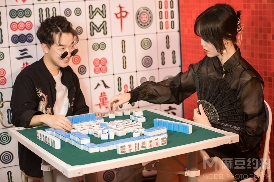 情侣模特