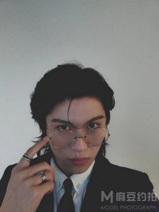 商务模特