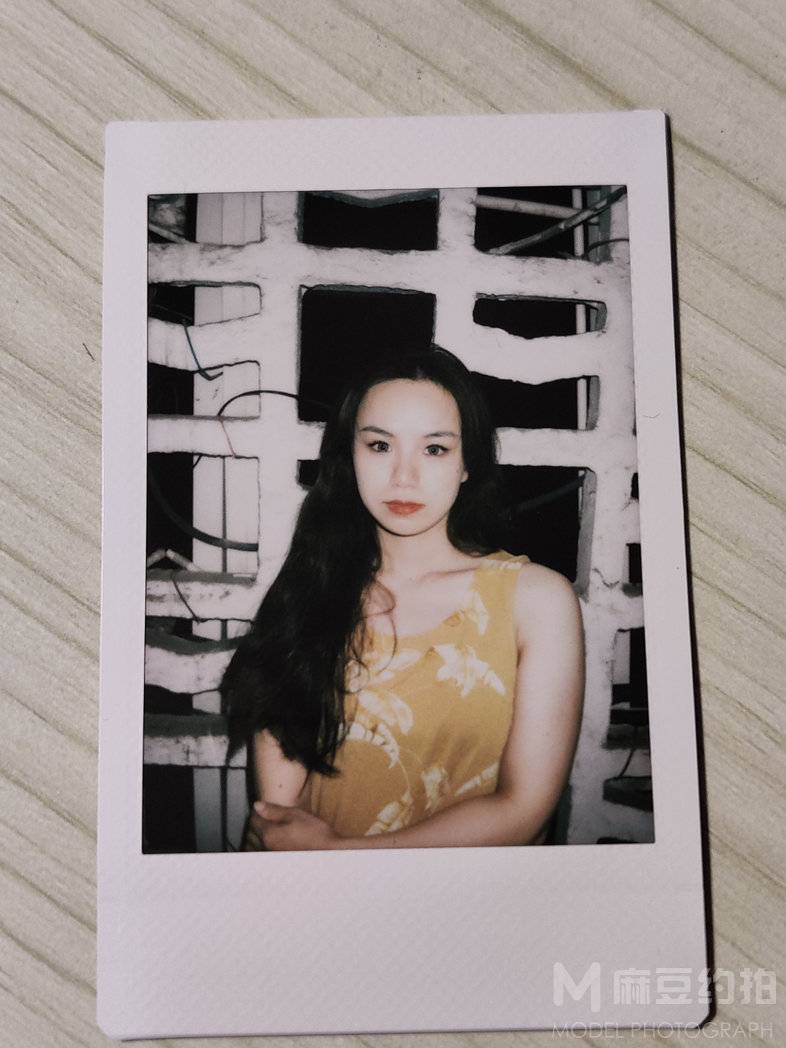 宝丽来模特