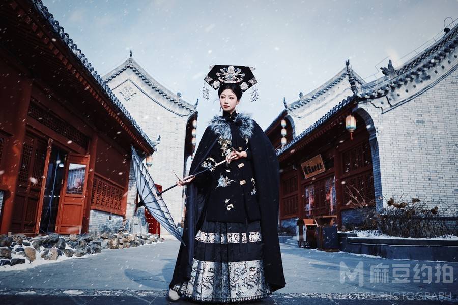 汉服模特