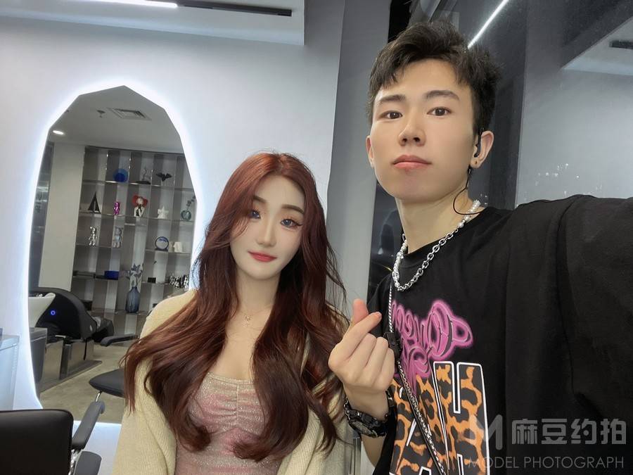 纪实模特