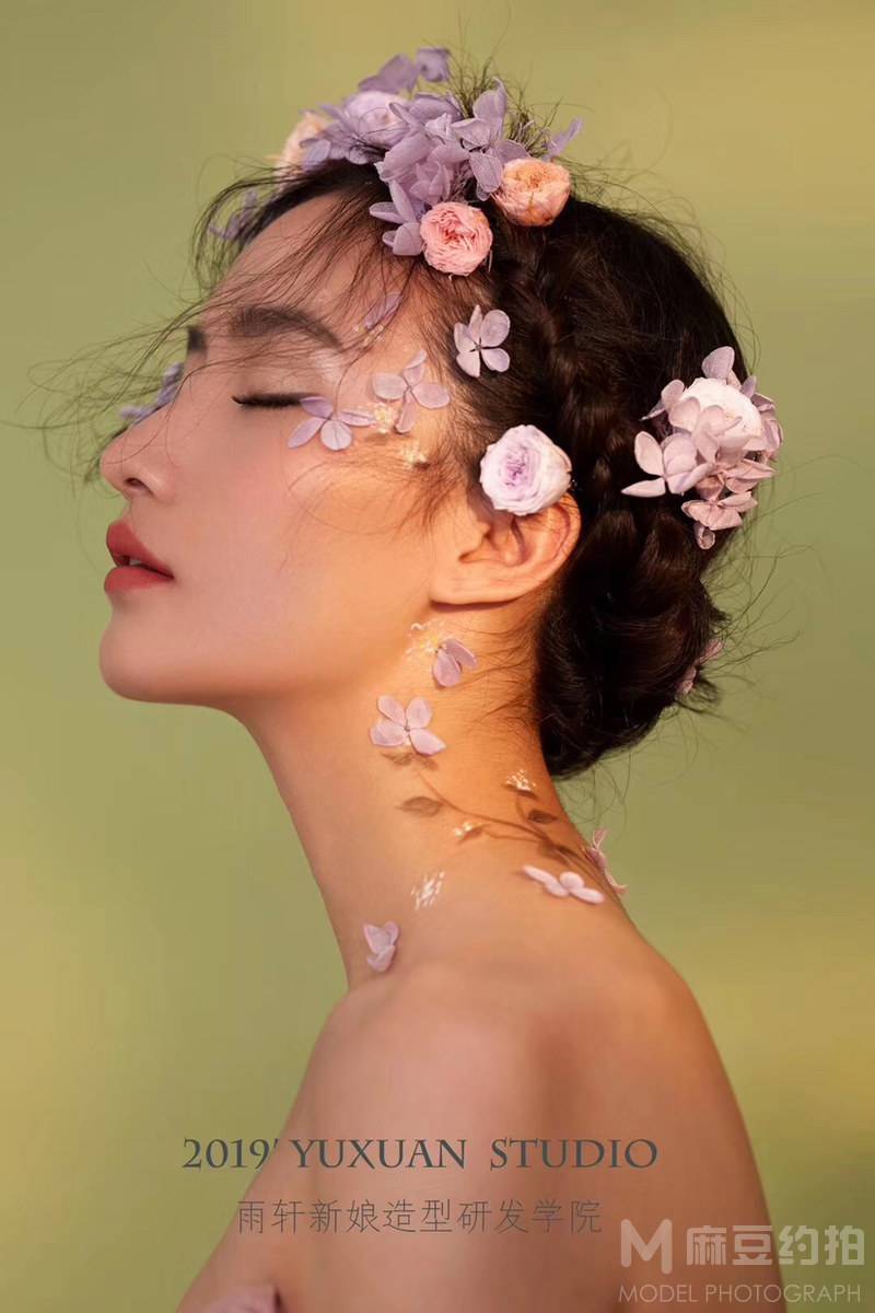 妆容模特