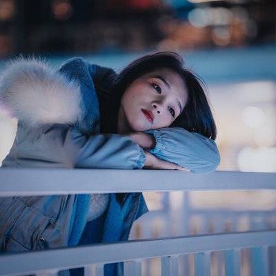 情绪模特