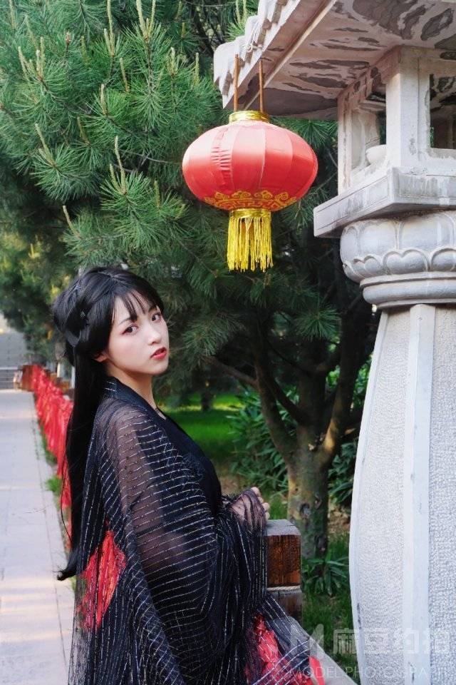 汉服模特