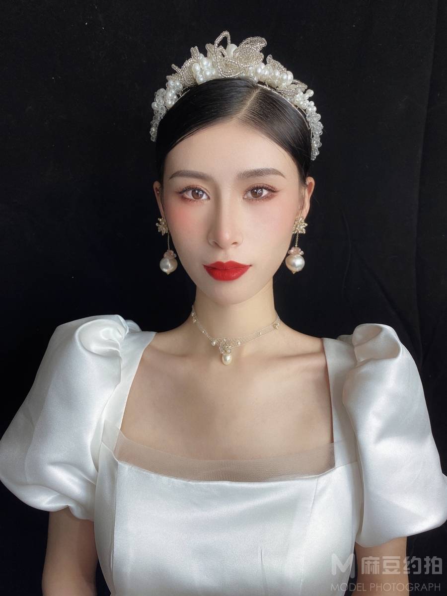 宝丽来模特