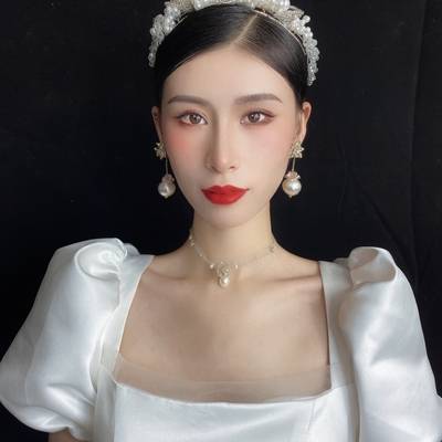 宝丽来模特