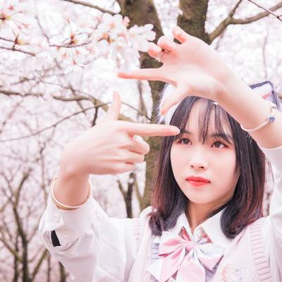 清新模特