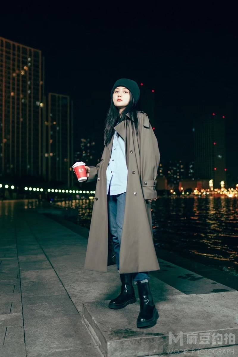 夜景模特