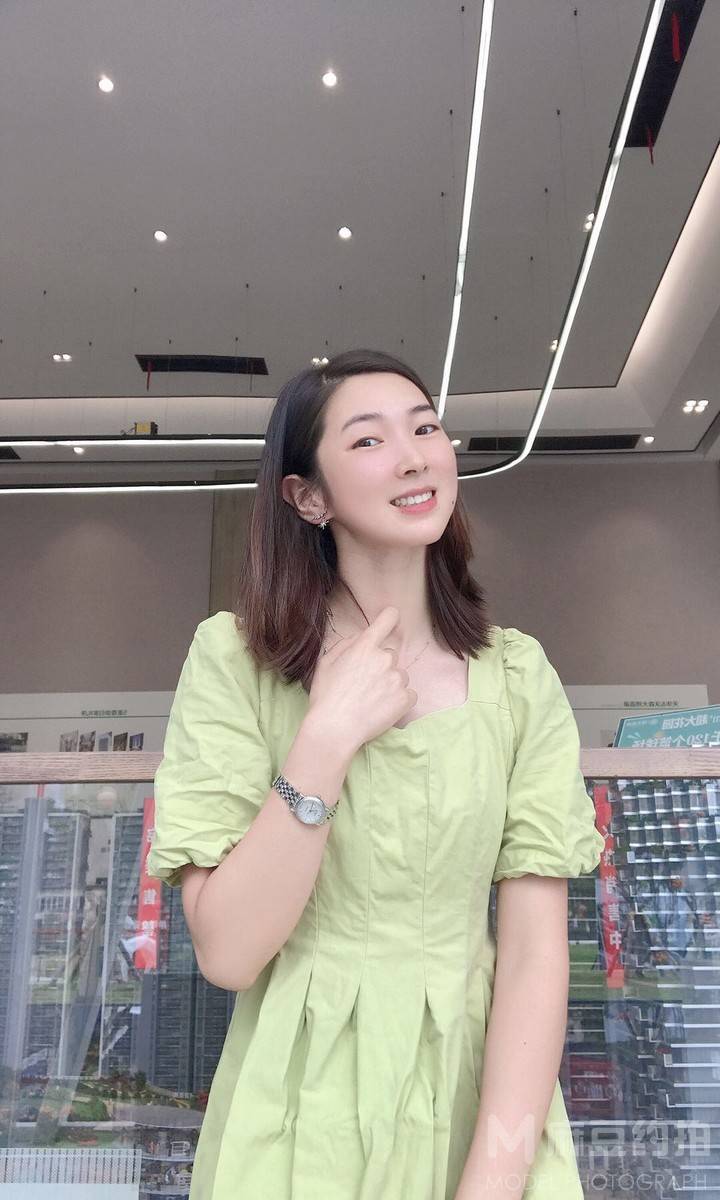 商务模特