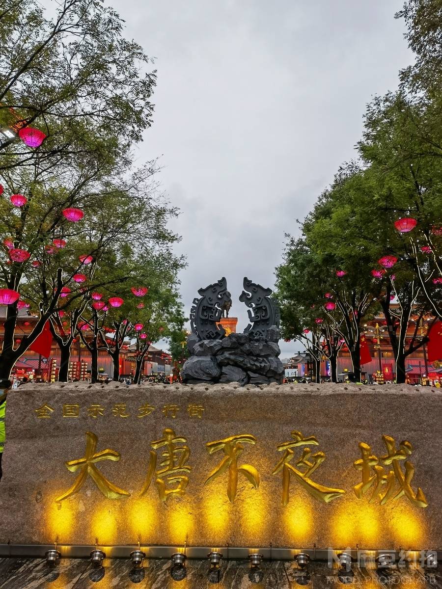 纪实模特