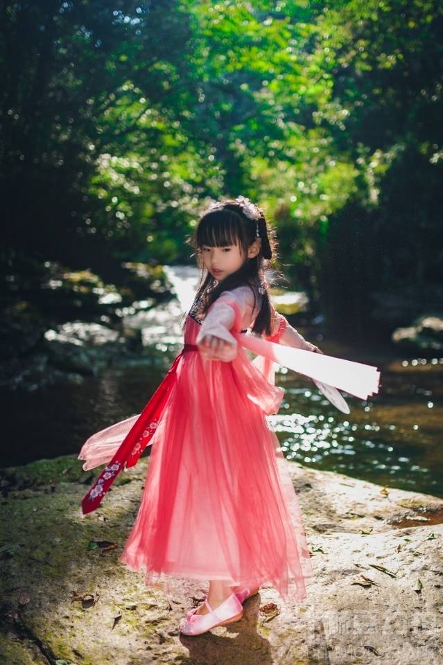 汉服模特