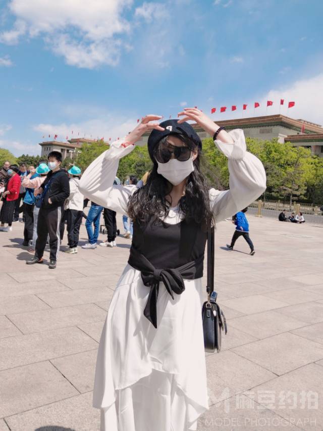 情绪模特