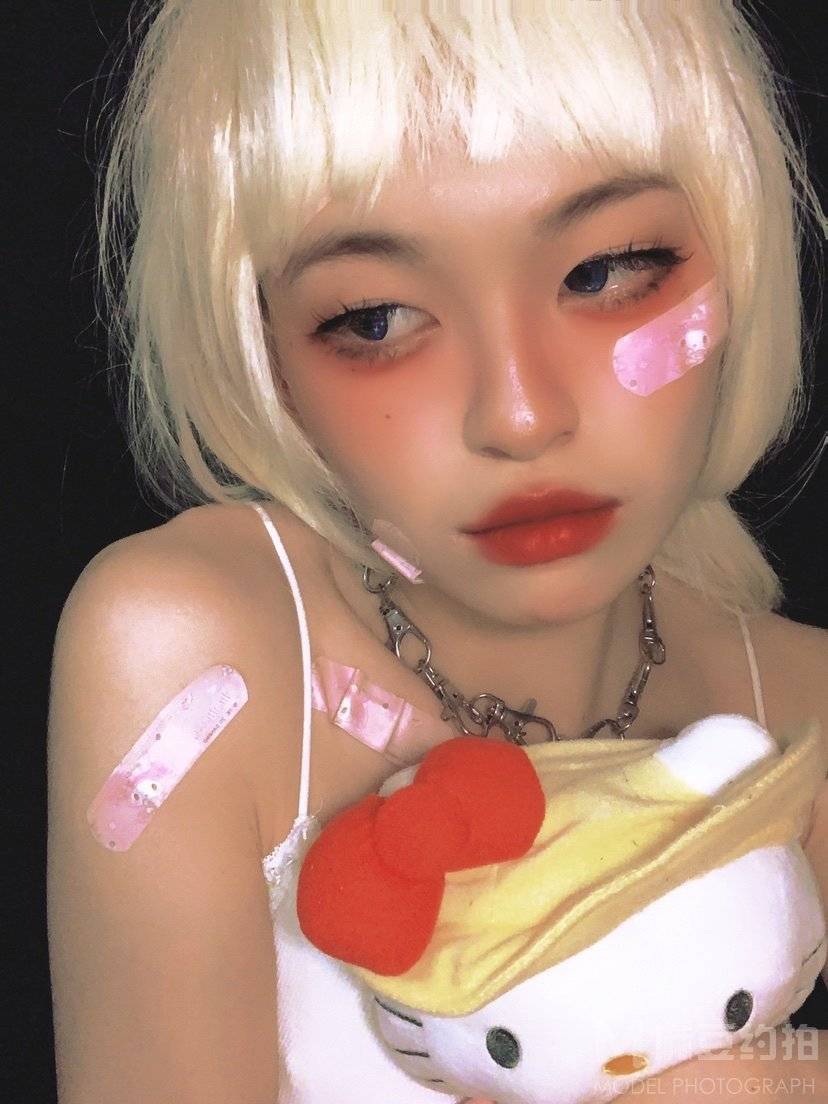 暗黑模特