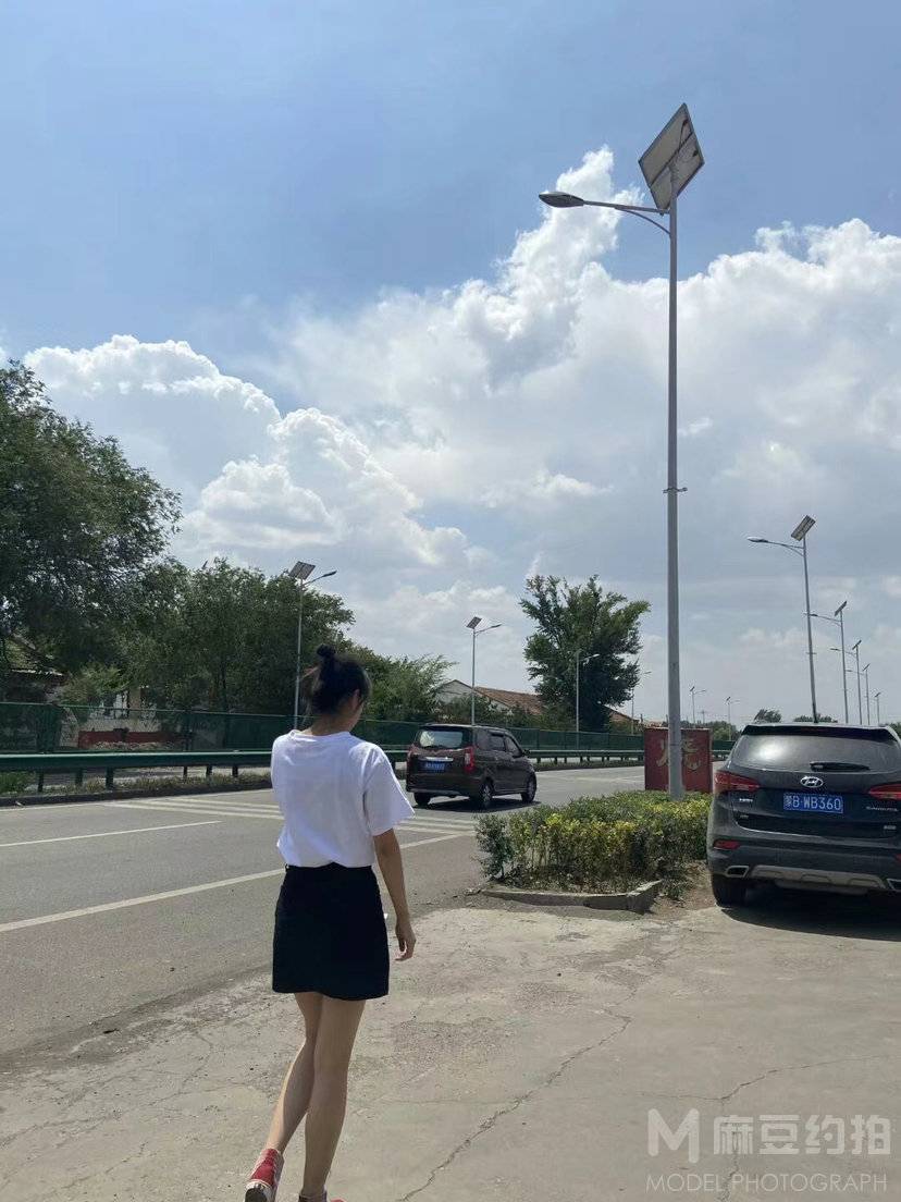 校园模特