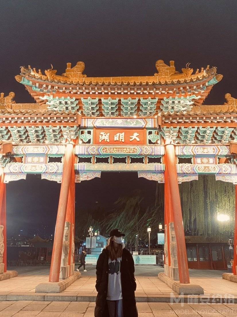 夜景模特