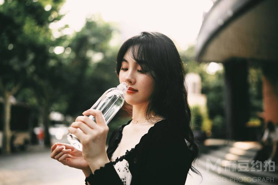 清新模特