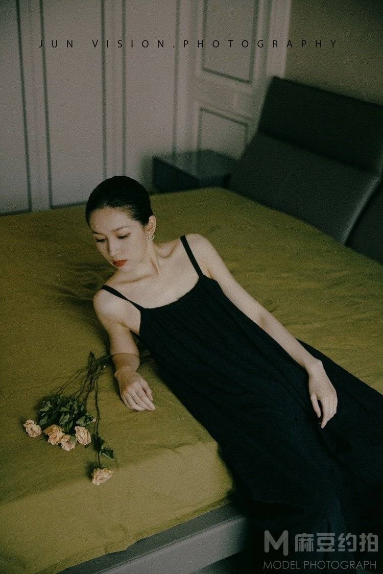 胶片模特