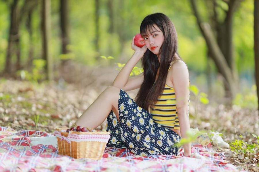清新模特