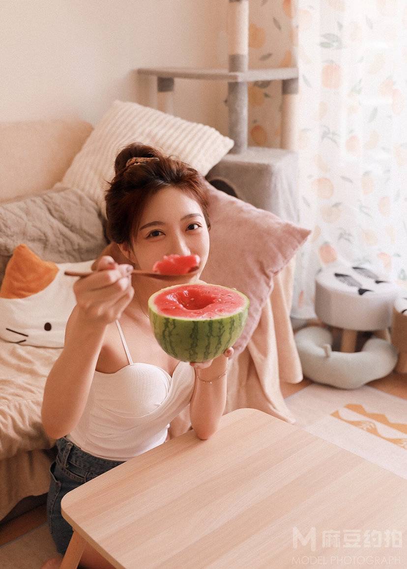清新模特