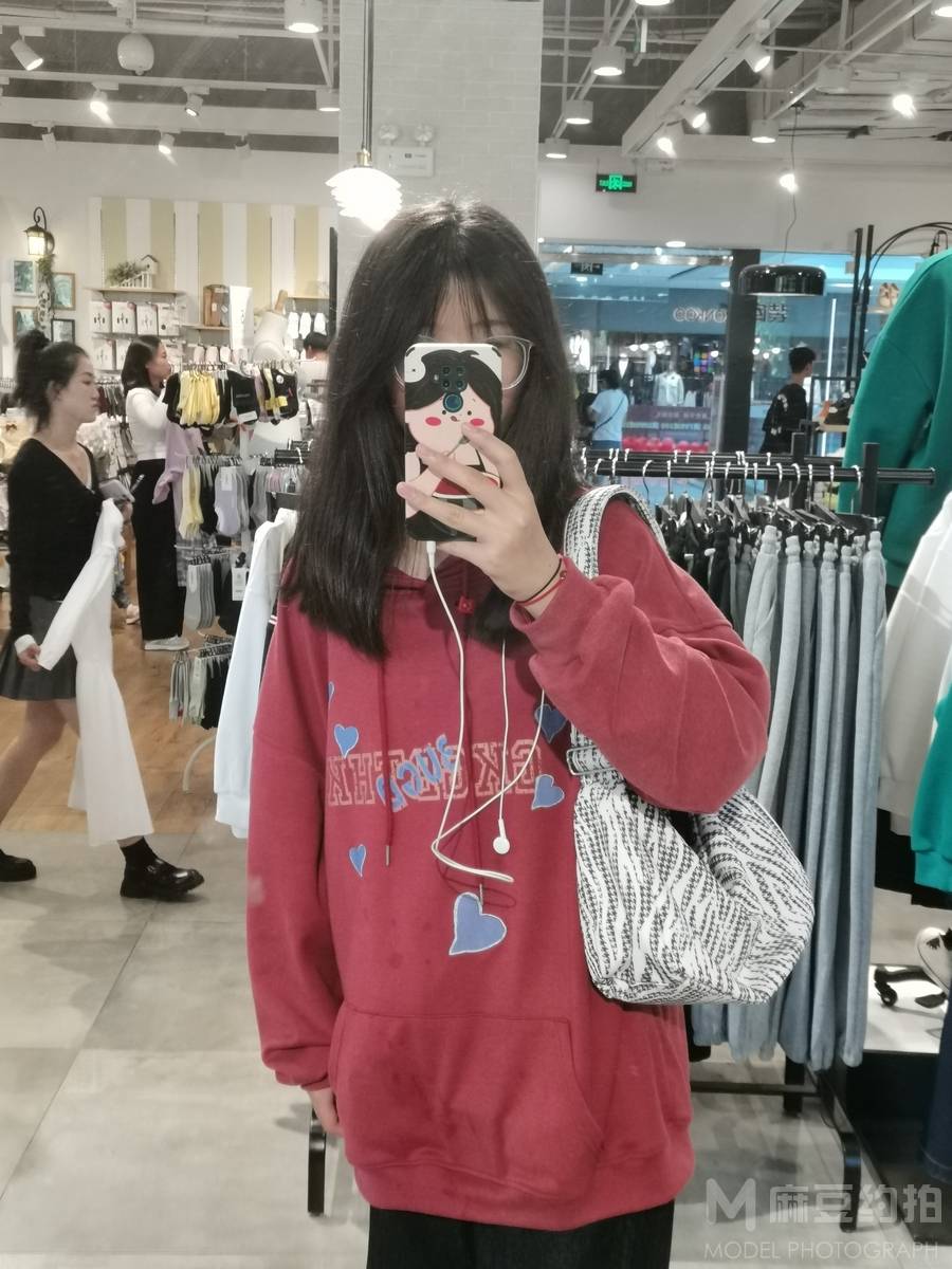 清新模特