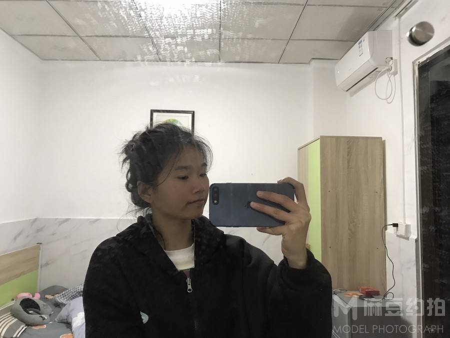 纪实模特