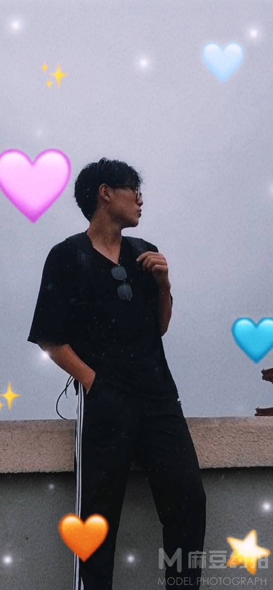 黑白模特
