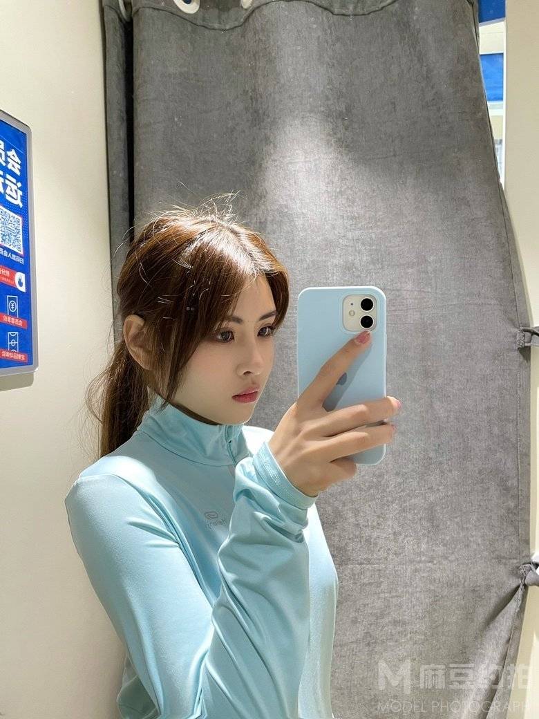 清新模特
