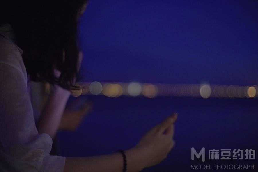 夜景模特