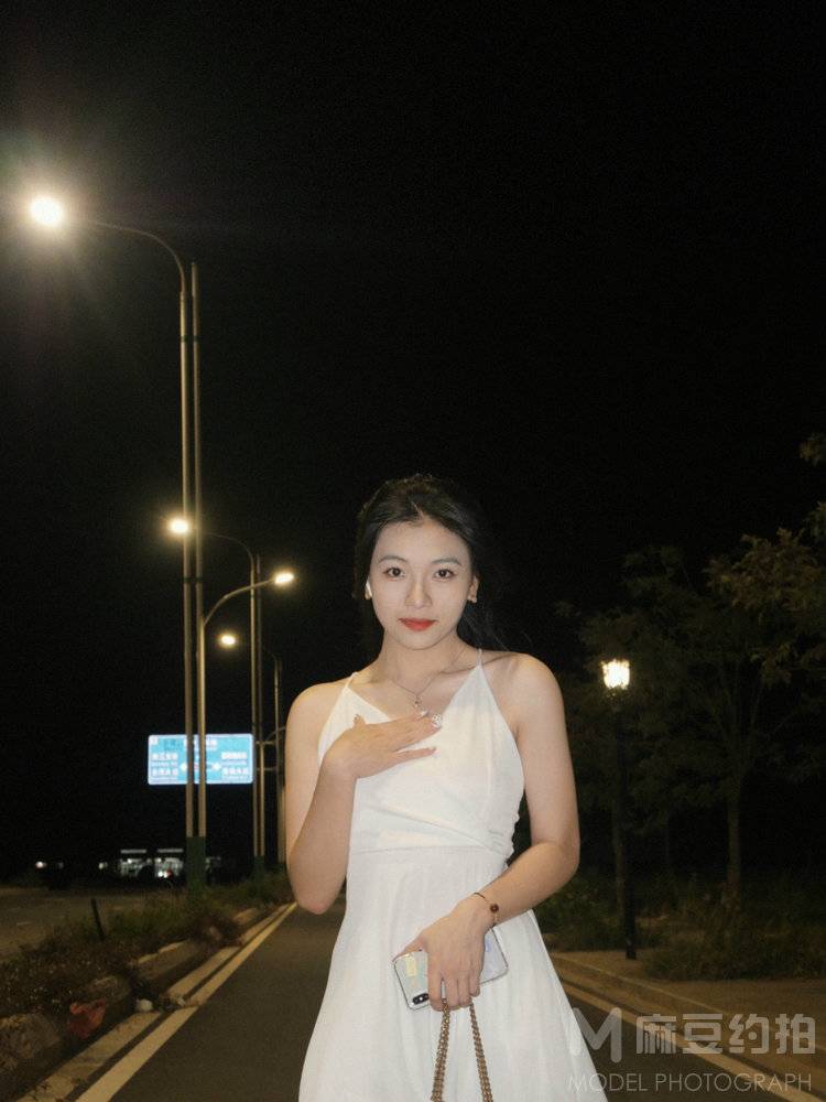 胶片模特