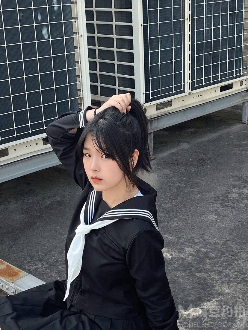 校园模特